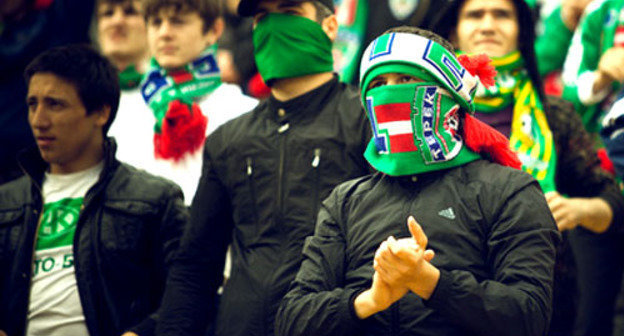 Болельщики футбольного клуба «Терек».
Фото: Федор Обмайкин / Югополис