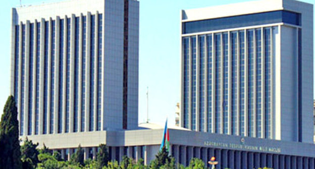 Здание парламента Азербайджана. Фото http://sehife.az/