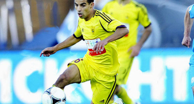 Игроки футбольного клуба "Анжи" во время игры. Фото http://www.fc-anji.ru/