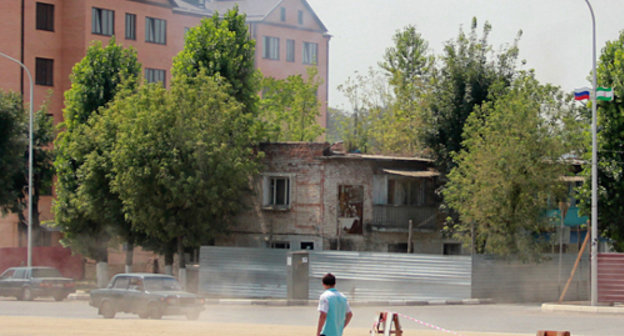 Назрань. Снос старого жилья. 2012 г. Фото: http://rusing.livejournal.com