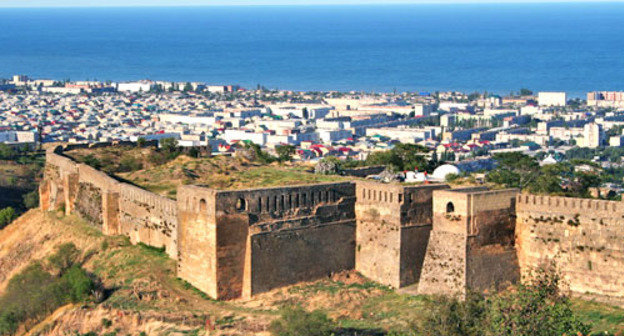 Крепость Нарын-Кала, Дербент. Фото: К.Чутуева, http://www.odnoselchane.ru/