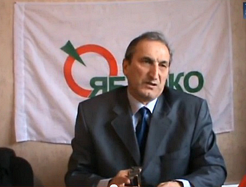 Руководитель отделения партии "Яблоко" в КБР Хаким Кучмезов. Кадр видеорепортажа "Кавказского узла"