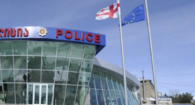 Отделение полиции в Ниноцминде, провинция Самцхе-Джавахети, Грузия. Фото: http://www.facebook.com/SaakashviliMikheil