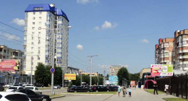 Нальчик, проспект Кайсына Кулиева. Июль 2013 г. Фото Луизы Оразаевой для "Кавказского узла"