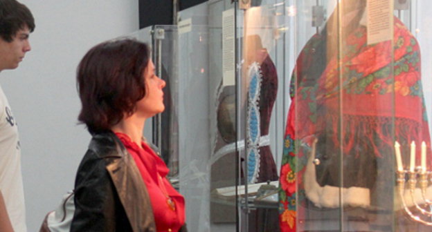 На выставке "Осетия - наш общий дом" в головном филиале Национального музея Северной Осетии. Владикавказ, 18 мая 2013 г. Фото Эммы Марзоевой для "Кавказского узла"