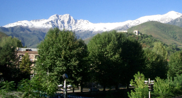 Армения, область Сюник, город Капан. Фото: Adam Lederer, http://www.flickr.com/photos/48355243@N00/254683485