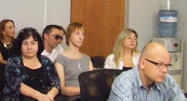 На пресс-конференции представителей бизнес-ссобщества России в Тбилисском международном пресс-центре РИА Новости. 9 июля 2013 г. Фото Эдиты Бадасян для "Кавказского узла"