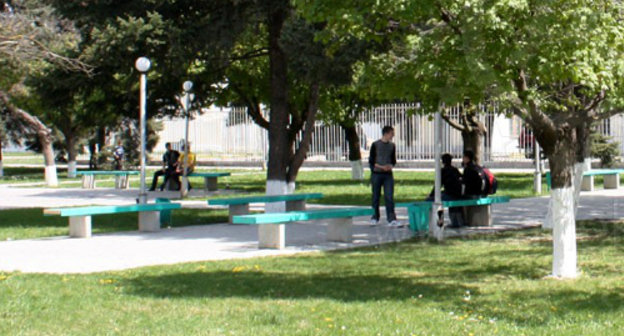 КБР, Баксан, городской сквер. Фото: L-jar, http://aheku.org/plug.php?e=gallery&f=305