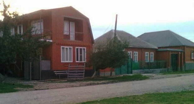 Село Серноводское. Чечня, Сунженский район. Фото: duki1977, http://www.adamalla.com/