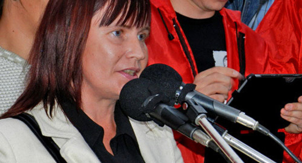 Елена Самошина во время митинга против результатов выборов. Волгоград, 17 сентября 2013 г. Фото Татьяны Филимоновой для "Кавказского узла"