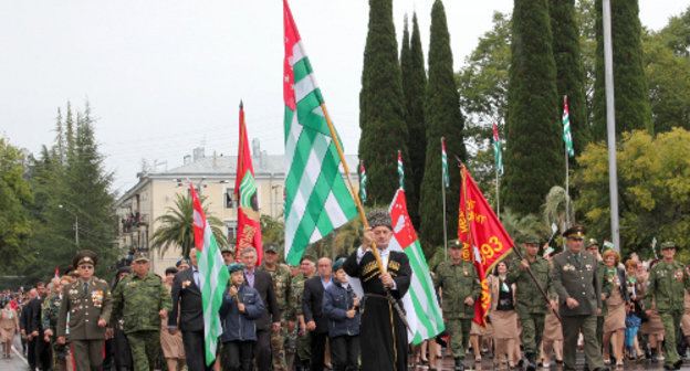 Ветераны войны 1992-1993 годов на военном параде в Сухуме 30 сентября 2013 г. Фото Анжелы Кучуберия для "Кавказского узла"