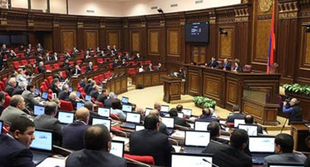 Заседание парламента Армении. Фото http://www.pastinfo.am/