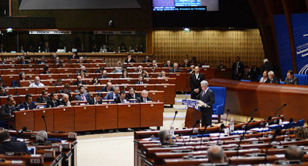 Президент Армении Серж Саргсян выступает на сессии ПАСЕ в Страсбурге 3 октября 2013 г. Фото пресс-службы аппарата президента Армении, http://www.president.am