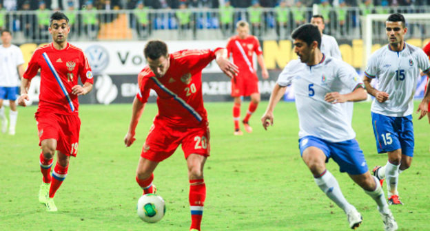 Игра сборных Азербайджана и России в полуфинале отборочного турнира чемпионата мира по футболу. Баку, 15 октября 2014 года. Фото Азиза Каримова для "Кавказского узла"

У