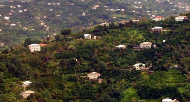 Жилые дома в горах Аджарии, Грузия. Октябрь 2013 г. Фото Юлии Кашеты для "Кавказского узла"
