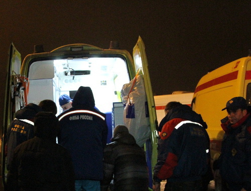 Пострадавших в терактах отправляют в Москву. Влдгоград, 31 декабря 2013 г. Фото пресс-службы ГУ МЧС Волгоградской области, http://www.34.mchs.gov.ru