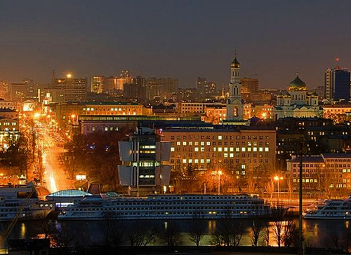 Ростов-на-Дону при искусственном освещении. Фото: E.doroganich, http://commons.wikimedia.org Ростов-на-Дону при искусственном освещении. Фото: E.doroganich, http://commons.wikimedia.org