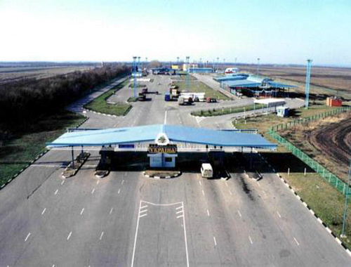 Пункт пропуска Нехотеевка-Гоптовка на российско-украинской границе. Фото: http://ukr-customs.com Пункт пропуска Нехотеевка-Гоптовка на российско-украинской границе. Фото: http://ukr-customs.com