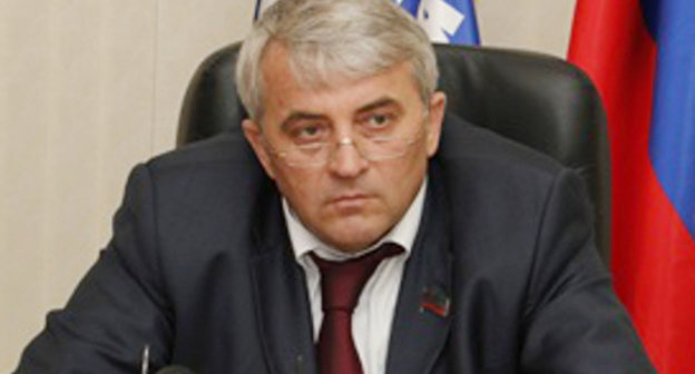 Муса Иславов. Фото: Информационно-аналитический отдел Аппарата НС РД, http://nsrd.ru