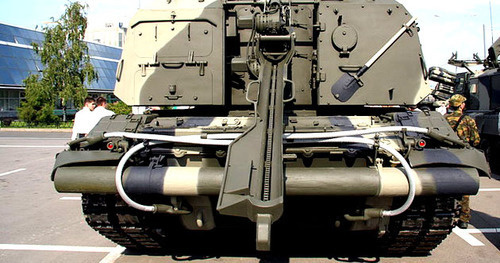 Лоток для подачи боеприпасов с грунта. Фото Vitaly V. Kuzmin https://ru.wikipedia.org Лоток для подачи боеприпасов с грунта. Фото Vitaly V. Kuzmin https://ru.wikipedia.org