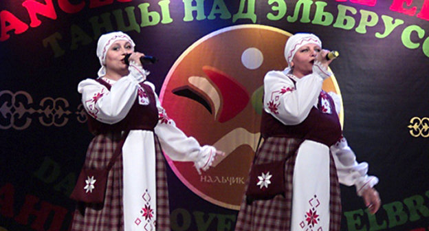 Ансамбль "Отражджение" ("Возрождение") - Республика Белорусь. Фото Луизы Оразаевой для "Кавказского узла"