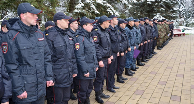 Сотрудники МВД по Кабардино-Балкарской Республике. Фото: http://07.mvd.ru/upload/site11/document_images/0UMRJ7HKoT-800x600.jpg