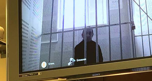 12 ноября 2014 года. Подсудимый Магомеднаби Абдурахманов участвовал в рассмотрении апелляции по конференц-связи между Верховным судом России и СИЗО Махачкалы. Фото Рината Гамидова 12 ноября 2014 года. Подсудимый Магомеднаби Абдурахманов участвовал в рассмотрении апелляции по конференц-связи между Верховным судом России и СИЗО Махачкалы. Фото Рината Гамидова