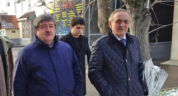 Адвокаты имама Кисловодска Курман-Али Байчорова Мусаев (слева) и Магомед Гушакаев (справа). Фото Магомеда Магомедова для "Кавказского узла"