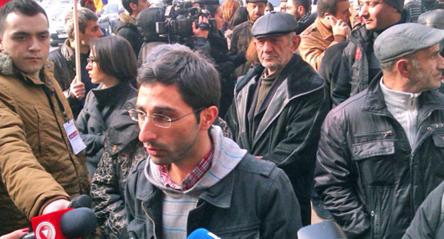 Акция против подорожания товаров. Ереван, 18 декабря 2014 г. Фото http://www.tert.am/ru/