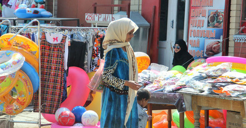 Рынок в Хасавюрте. Дагестан, октябрь  2014 г. Фото Ахмеда Альдебирова для "Кавказского узла"  