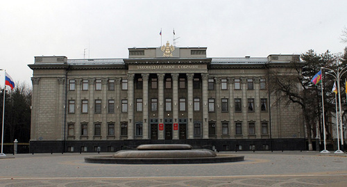 Заксобрание Кубани. Фото: http://pda.fedpress.ru/sites/fedpress/files/nancy/news/img_0842.jpg Заксобрание Кубани. Фото: http://pda.fedpress.ru/sites/fedpress/files/nancy/news/img_0842.jpg