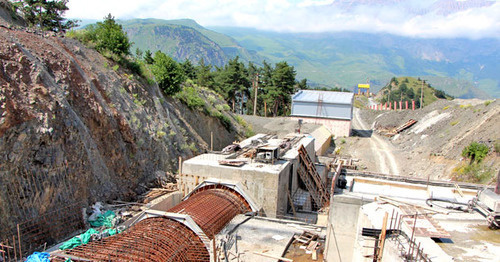 Поверхностный водовод Зарамагской ГЭС-1. Северная Осетия. Фото Фото Вадима Тохсырова для "Кавказского узла"