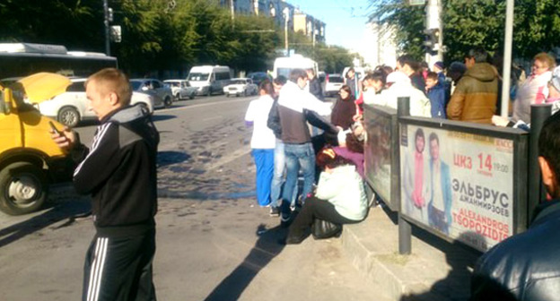 На месте ДТП. Волгоград, 13 октября 2015 г. Фото http://bloknot-volgograd.ru/