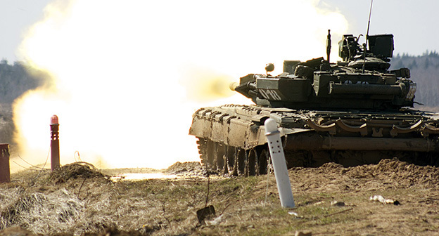 Танковые стрельбы. Фото: http://function.mil.ru/news_page/country/more.htm?id=11962062@egNews
