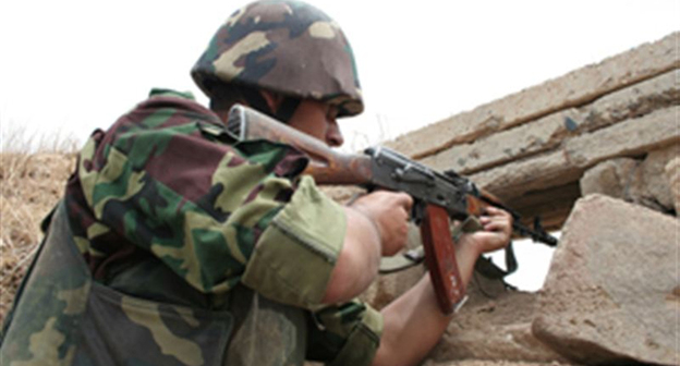 Солдат на передовой позиции. Фото: http://www.gapp.az/news/235076