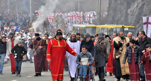 Участники шествия "Алило" в Тбилиси. 7 января 2015 г. Фото: Mzia Saganalidze (RFE/RL)
