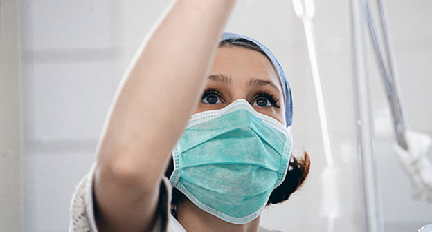 Медработник. Фото: Sputnik/ Владимир Вяткин