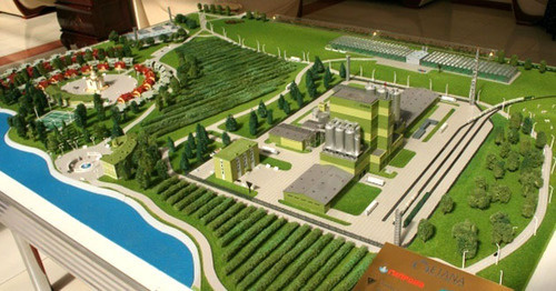 Макет "Завода чистых полимеров "Этана" в КБР. Фото http://kbrria.ru/