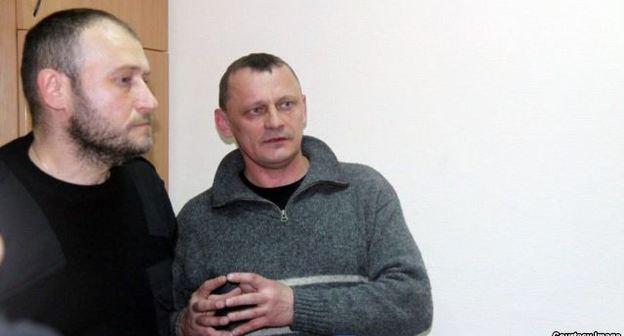 Николай Карпюк и Станислав Клых в суде. Фото: http://www.svoboda.org/content/article/27342893.html