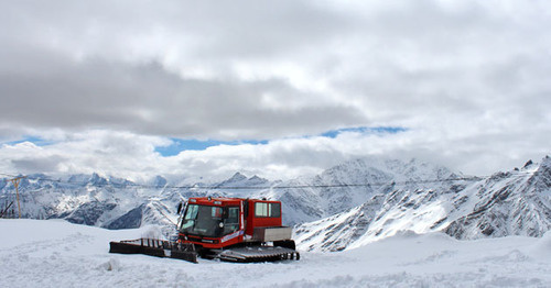 Работа ратрака. Приэльбрусье. КБР. Фото Анны Черныш для "Кавказского узла"