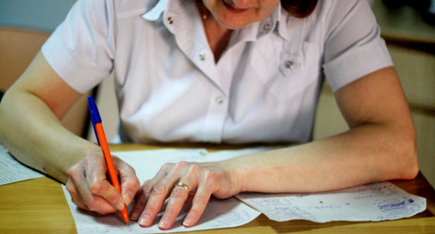 Медицинский работник. Фото: Валентина Мищенко / Югополис