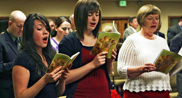 Собрание организации "Свидетили Иеговы" в Азербайджане. Фото: http://minval.az/news/51172