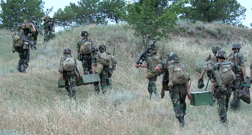 Солдаты армии НКР. Фото: http://nkrmil.am/main/am/galleryMore3.html Солдаты армии НКР. Фото: http://nkrmil.am/main/am/galleryMore3.html