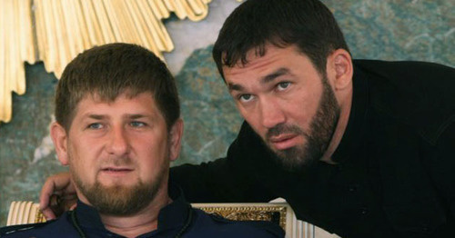Магомед Даудов (справа) с главой Чечни Рамзаном Кадыровым. Фото: RFE/RL