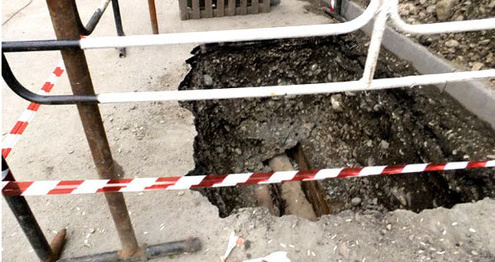 Теплотрасса. Фото Светланы Кравченко для "Кавказского узла" Теплотрасса. Фото Светланы Кравченко для "Кавказского узла"