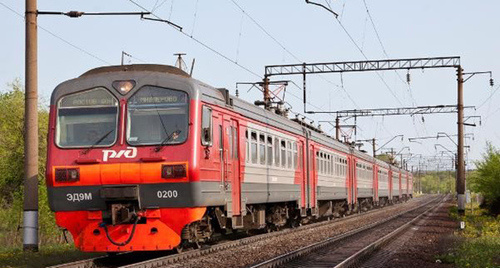 Электропоезд. Фото: http://bloknot-rostov.ru/news/v-rostove-startuet-proekt-gorodskaya-elektrichka-721280?sphrase_id=457026 Электропоезд. Фото: http://bloknot-rostov.ru/news/v-rostove-startuet-proekt-gorodskaya-elektrichka-721280?sphrase_id=457026