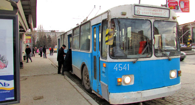Остановка общественного транспорта у площади Ленина, Волгоград. Фото Вячеслава Ященко для "Кавказского узла"