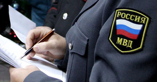 Сотрудник полиции. Фото: Юрий Гречко / Югополис Сотрудник полиции. Фото: Юрий Гречко / Югополис