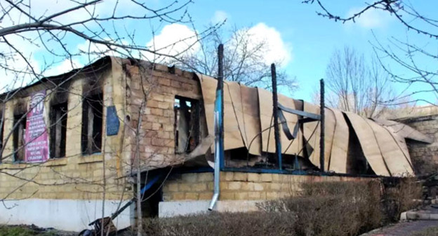 Дом лезгинского поэта Сулеймана Стальского сгорел в селе Ашага-Стал. 22 марта 2016 г. Фото http://www.riadagestan.ru/