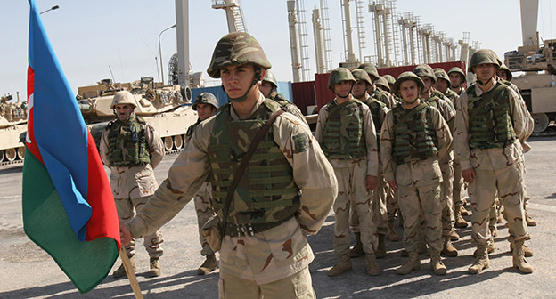 Построение в азербайджанской армии. Фото: стоп-кадр видео https://www.youtube.com/watch?v=U4eugPUg-js